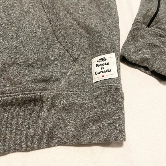 Roots Canada Grey Hoodie Womens Size XS Sweater - Picture 4 of 16